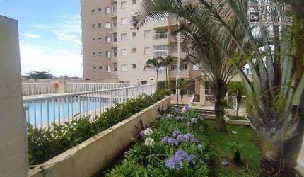 APARTAMENTO POR 385 MIL