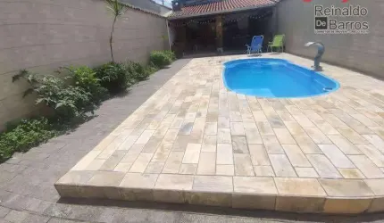 Casa com piscina , área de lazer no Jardim Suarão - Itanhaém .