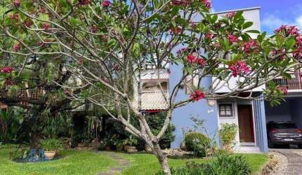Casa com 3 dormitórios à venda, 182 m² por R$ 2.480.000,00 - Porto da Lagoa - Florianópolis/SC