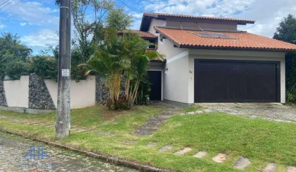 Casa com 4 dormitórios à venda, 239 m² por R$ 2.195.000,00 - Itacorubi - Florianópolis/SC