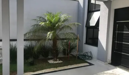 Linda casa para locação