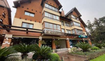 Cobertura com 4 quartos para alugar na Avenida Das Hortênsias, 1377, Planalto, Gramado, 350 m2 por R$ 11.000