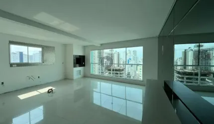 Apartamento com 3 quartos à venda na Rua 3122, 321, Centro, Balneário Camboriú por R$ 1.795.000