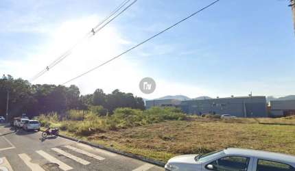 Terreno comercial para alugar na Alameda Lourival Cesário Pereira, 100, Nova Esperança, Camboriú por R$ 12.500