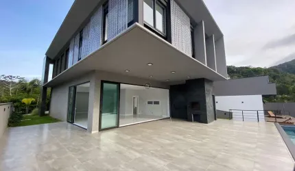 Casa em condomínio fechado com 4 quartos à venda na Avenida das Arapongas, 1265, Ariribá, Balneário Camboriú por R$ 7.500.000