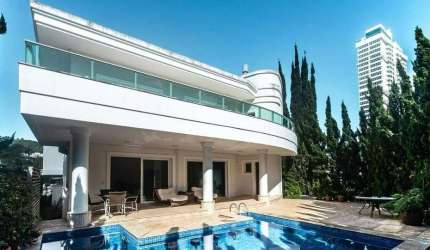 Casa em condomínio fechado com 4 quartos para alugar na Rua Delfim Mário Pádua Peixoto, 1438, Praia Brava, Itajaí por R$ 39.990