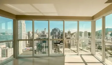 Apartamento com 3 quartos à venda na Avenida Brasil, 180, Centro, Balneário Camboriú por R$ 2.890.000