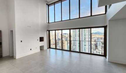 Apartamento com 5 quartos à venda na Rua 1201, 400, Centro, Balneário Camboriú por R$ 5.950.000