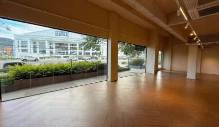 Sala comercial para alugar na Avenida do Estado Dalmo Vieira, 4295, Centro, Balneário Camboriú por R$ 43.200