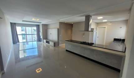 Apartamento com 4 quartos à venda na Rua José Venâncio dos Santos, 111, Pioneiros, Balneário Camboriú por R$ 2.320.000