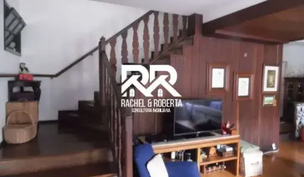 Casa de condomínio em Excelente Localização no Alto