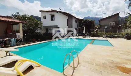 Casa em Condomínio Pertinho da Feirinha do Alto