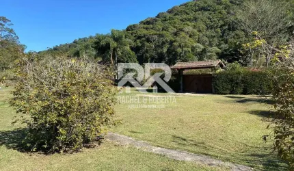 Sítio Encantador com Estrutura Completa de Lazer e  contato com a natureza