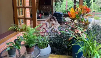 CASA EM CONDOMÍNIO EM QUEBRA FRASCOS