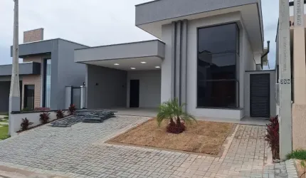 Linda casa Condomínio Malibu!!!