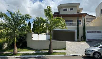 Lindo Sobrado Condomínio Santa Helena