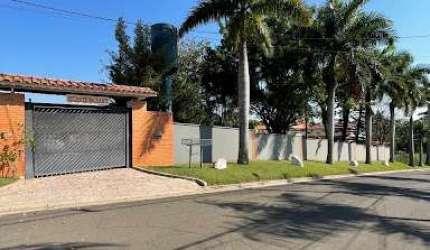 Chácara com 4 quartos à venda, 5000 m² por R$ 2.200.000 - Condomínio Recanto das Flores - Indaiatuba/SP