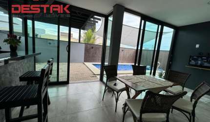 Casa A Venda No Residencial Phytus, 03 Suites e 04 Vagas de Garagem.