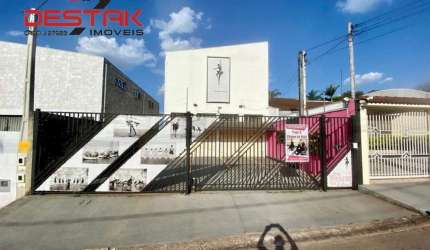 Comercial - Caxambu