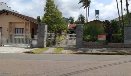 Terreno à venda, 650 m² por R$ 800.000,00 - Iririú - Joinville/SC
