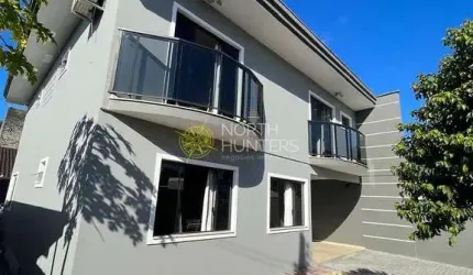 Casa Averbada com duas suítes sendo uma master. Estuda permuta até 50% do valor