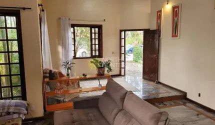 Casa com 3 dormitórios à venda, 265 m²  - Santo Antônio - Joinville/SC