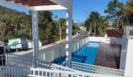 Casa com 3 dormitórios à venda, 218 m² por R$ 1.500.000,00 - Sambaqui - Florianópolis/SC