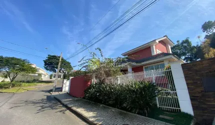 Casa de Alto Padão em condominio no Bairro América com 5 dormitórios, sendo 3 suítes