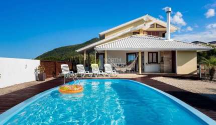 Casa Para Locação De Temporada Frente Mar