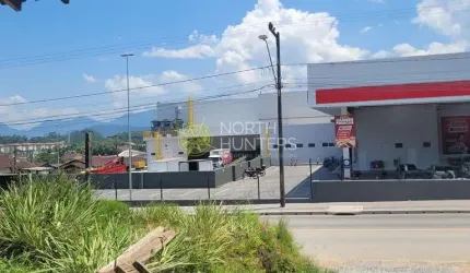 Terreno à venda com 821.16m² rua comercial, estuda permuta