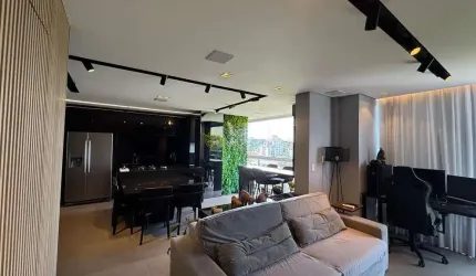 Apartamento à venda, com piscina, Glória, Joinville, SC