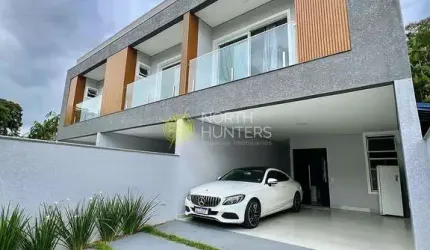 Casa alto padrão, semi mobiliada à venda no bairro Floresta, Joinville, SC