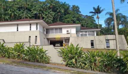 Casa à venda, Saguaçu, Joinville, SC  Terreno com 3.385,20 m²