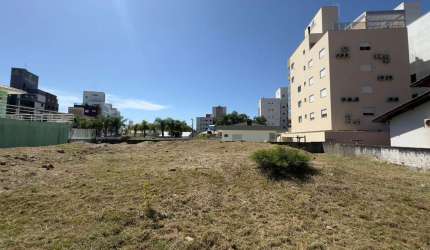 Terreno viabilidade predial ou residencial em localização privilegiada com 616m2 na Praia de Palmas em Governador Celso Ramos/SC