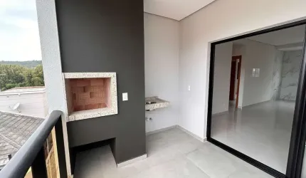 Apartamento 02 suítes próximo ao mar no La Linda Residence na Praia de Palmas em Governador Celso Ramos - Santa Catarina.