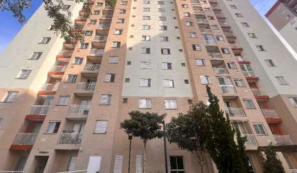 Apartamento em andar alto
