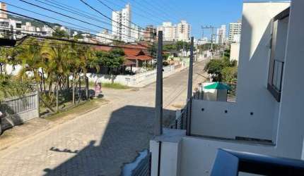 Apartamento com 2 quartos à venda no Gravata, Navegantes  por R$ 600.000