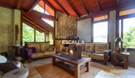 Casa com 2 dormitórios à venda, 600 m² por R$ 2.500.000,00 - Nova Brasília - Joinville/SC