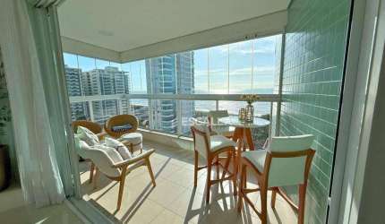 Apartamento à venda no Residencial Transatlântico em Balneário Piçarras – Vista para o mar em todos os ambientes