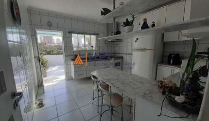 Sobrado Amplo alto de Santana com Piscina e Vista maravilhosa
