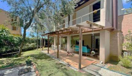 Casa à venda, 221 m² por R$ 1.720.000,00 - Chácara dos Lagos - Carapicuíba/SP