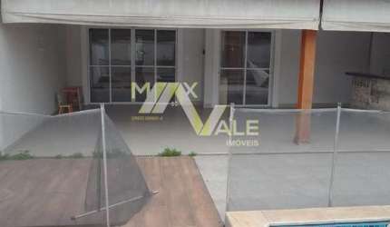 Sobrado com 4 dormitórios à venda, 180 m² por R$ 1.270.000 - Villa Branca - Jacareí/SP