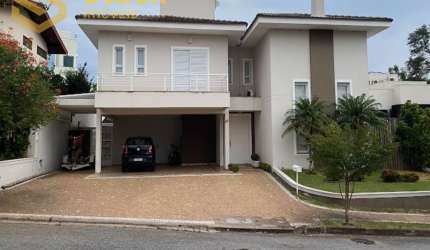 LINDA CASA A VENDA EM JUNDIAÍ LOCALIZADA NO CONDOMÍNIO FECHADO PORTAL DO PARAÍSO II.