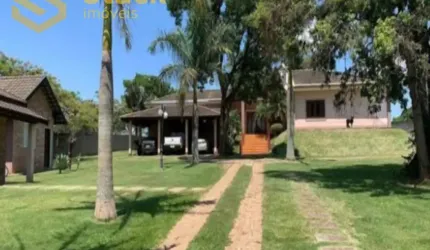 Excelente Chácara com 5000 m² de terreno e 500 m² de área construída, a venda, localizada no Bairro Bom Jardim, em Jundiaí - SP