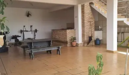 CASA À VENDA EM JUNDIAÍ-SP 3 SUÍTES E 3 VAGAS DE GARAGEM PARQUE DA REPRESA