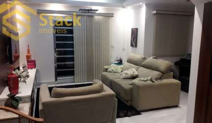 Casa com 3 quartos à venda na Rua Professora Yacy Cordts Rossetti Tiene, 10000, Parque Residencial Jundiaí, Jundiaí por R$ 700.000