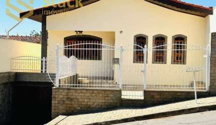 Casa térrea à venda com Edícula em Campo Limpo Paulista