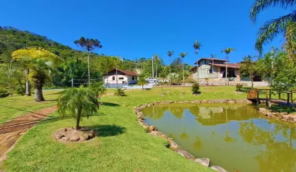 Terreno para Venda em Santo Amaro da Imperatriz, Varginha