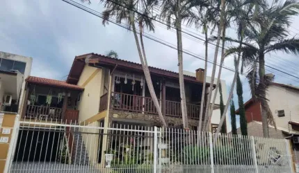 Casa para Venda em São José, Forquilhas, 3 dormitórios, 2 banheiros, 2 vagas