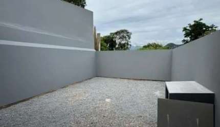 Casa para Venda em Palhoça, Bela Vista, 2 dormitórios, 1 banheiro, 2 vagas